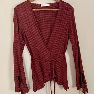 Savannah Morrow | Nadia Tie-Front Wrap Top w/Bell-Shaped Tie Sleeves, XS-M ♥ EUC